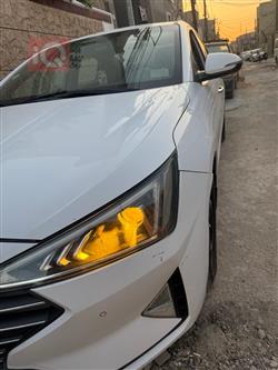 هیوندای ئەلەنترا